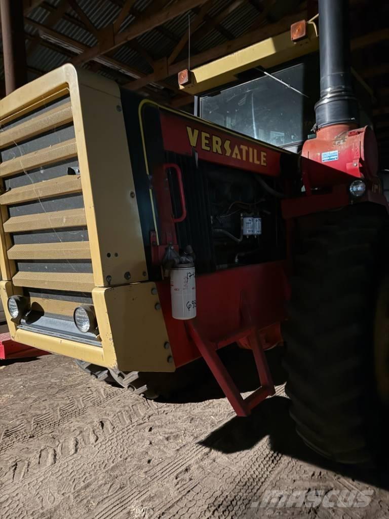 Versatile 835 Трактора
