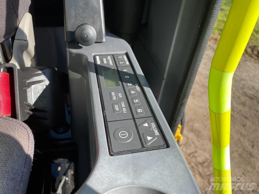 Komatsu PC 210 Экскаваторы с большим вылетом