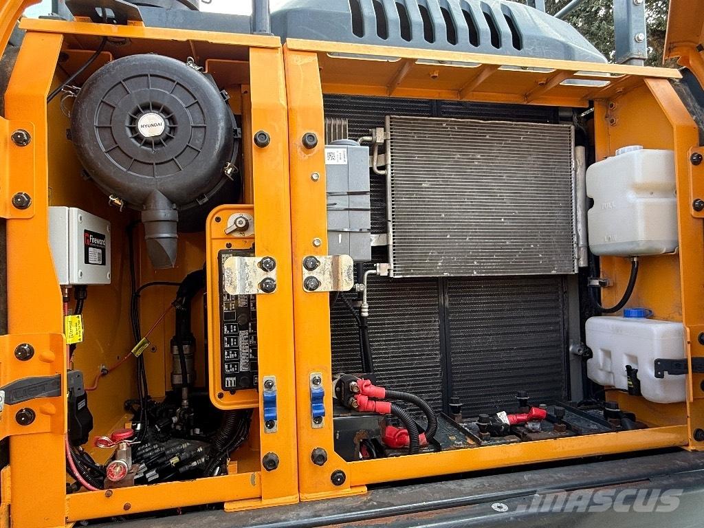 Hyundai HX220AL Гусеничные экскаваторы