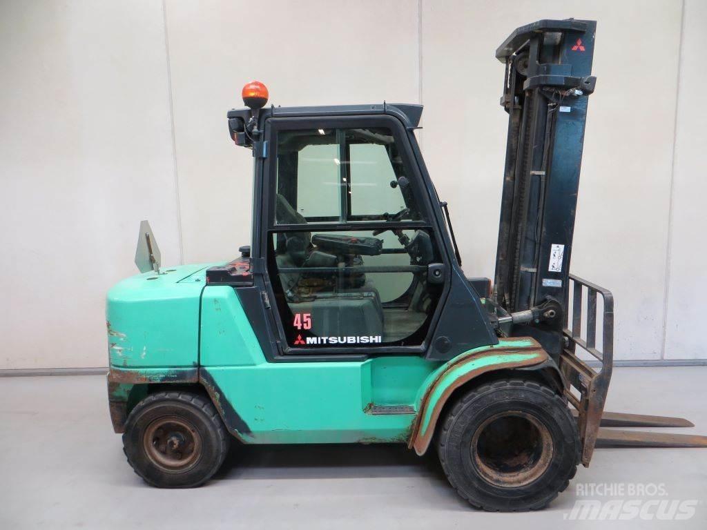 Mitsubishi FD45K Дизельные погрузчики