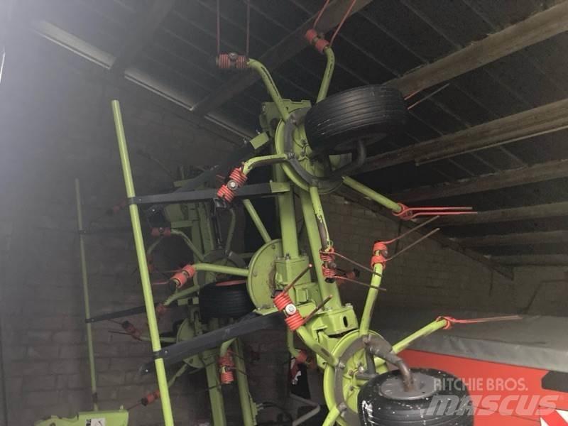 CLAAS Volto 900 Грабли-ворошилки