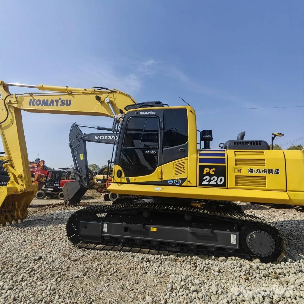 Komatsu PC 220-8 Гусеничные экскаваторы