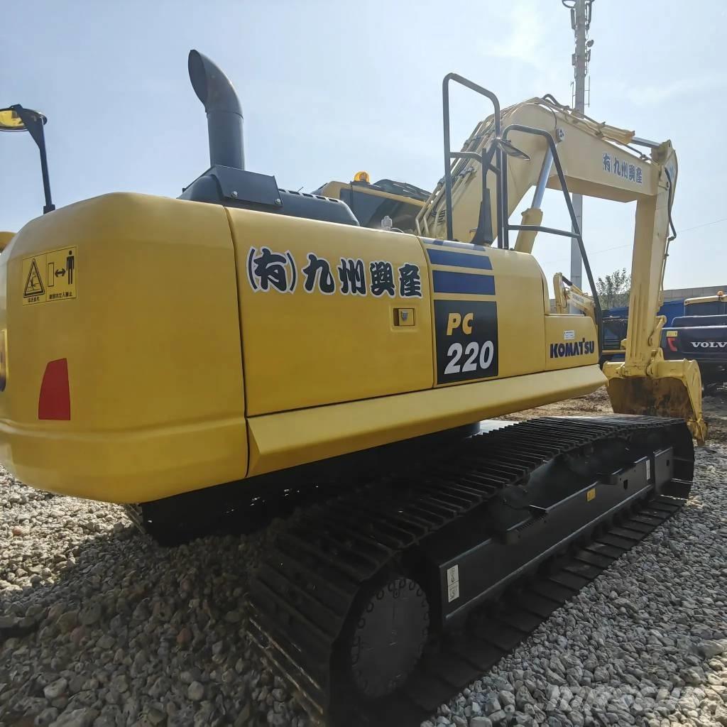 Komatsu PC 220-8 Гусеничные экскаваторы
