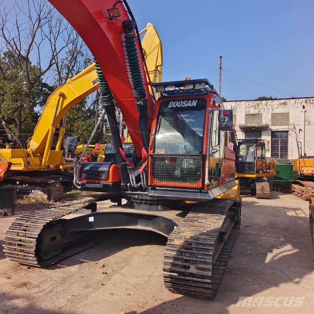 Doosan DX 300 LC Гусеничные экскаваторы
