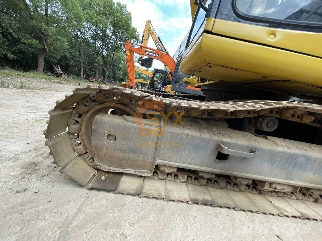 Komatsu PC 220-6 Гусеничные экскаваторы