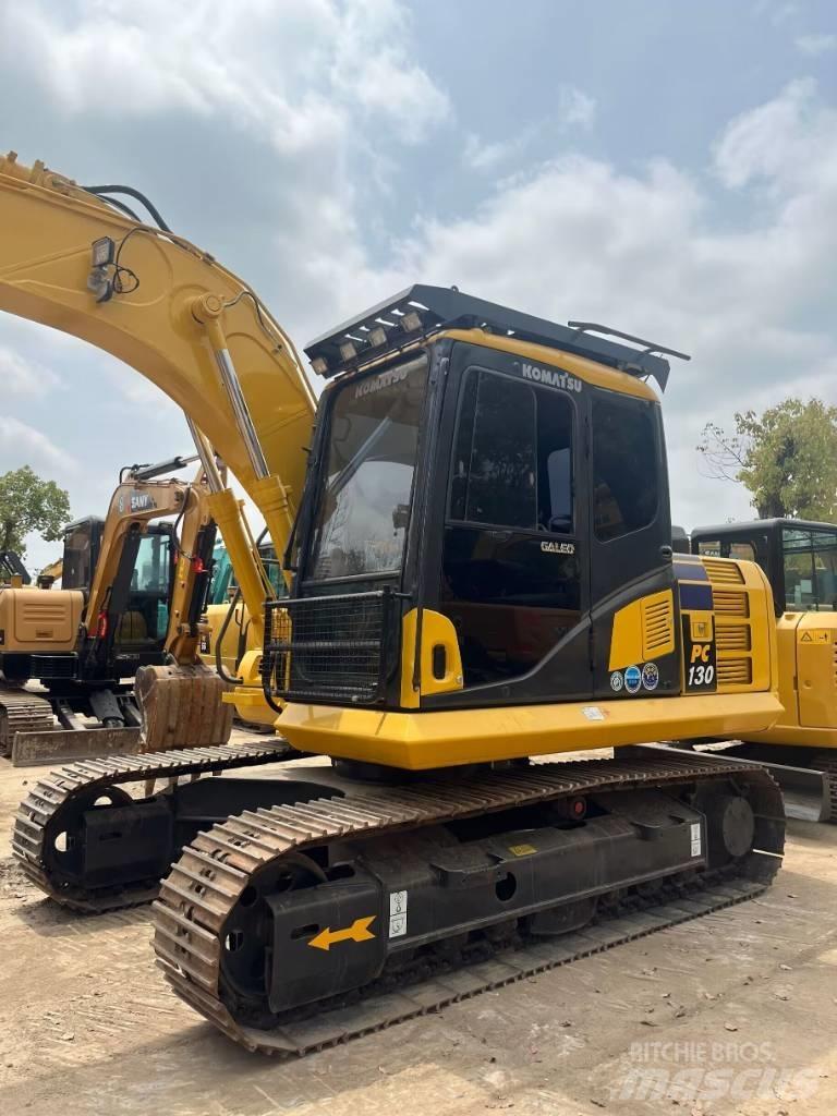 Komatsu PC130 Гусеничные экскаваторы