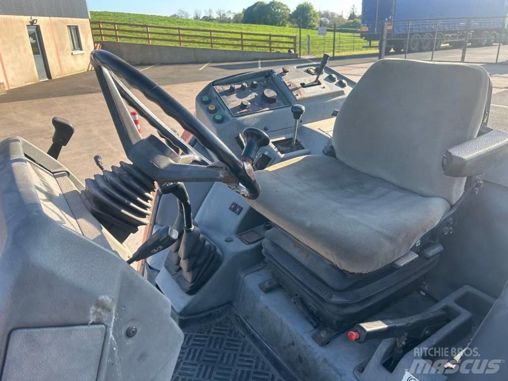 Massey Ferguson 3075 Трактора
