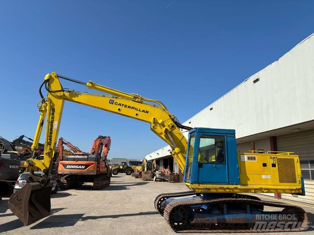 CAT 225 Гусеничные экскаваторы