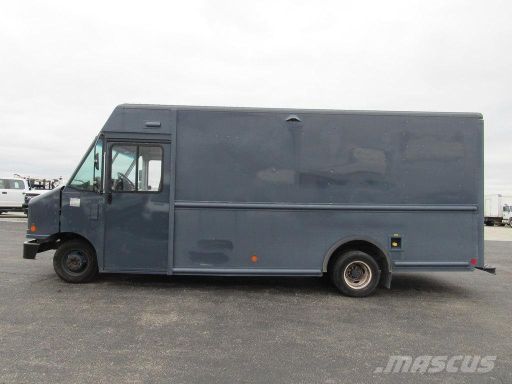 Ford E-450 Грузовики-Фургоны