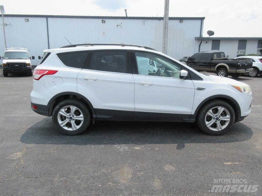 Ford Escape Легковые автомобили
