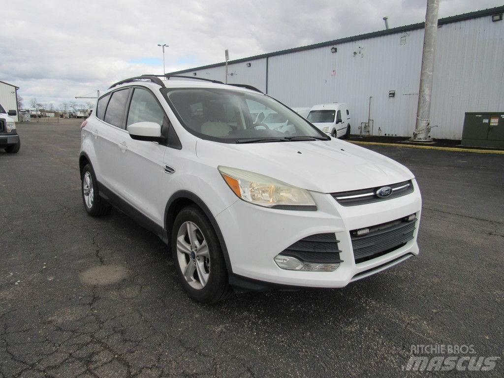 Ford Escape Легковые автомобили