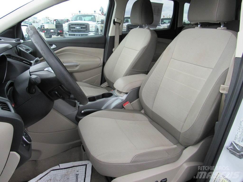 Ford Escape Легковые автомобили