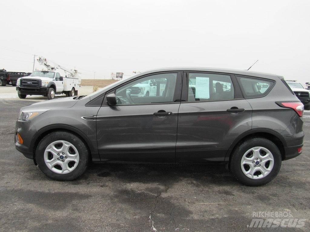Ford Escape Легковые автомобили