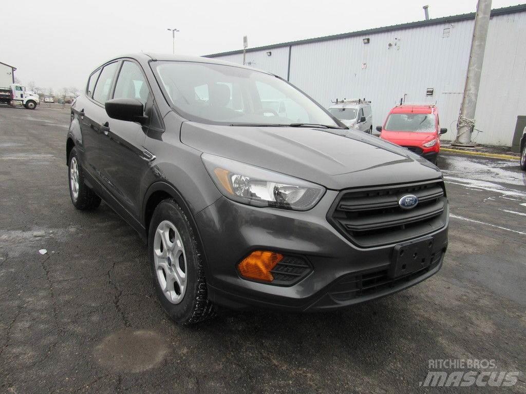 Ford Escape Легковые автомобили