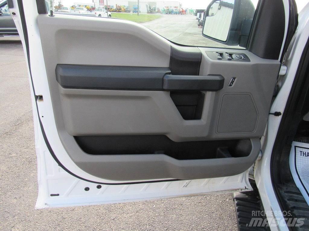 Ford F-150 Бортовые фургоны
