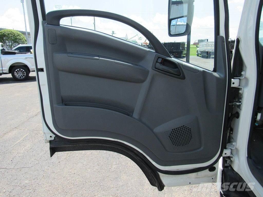 Isuzu NPR HD Грузовики-Фургоны
