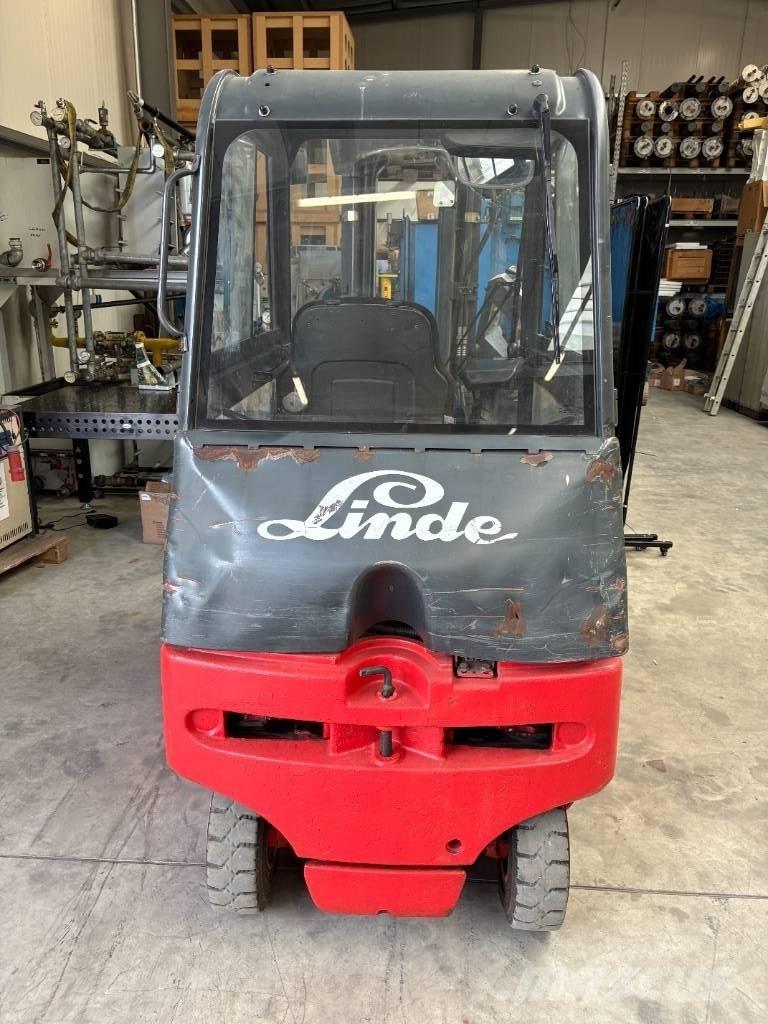 Linde E 20 P-02 Электропогрузчики