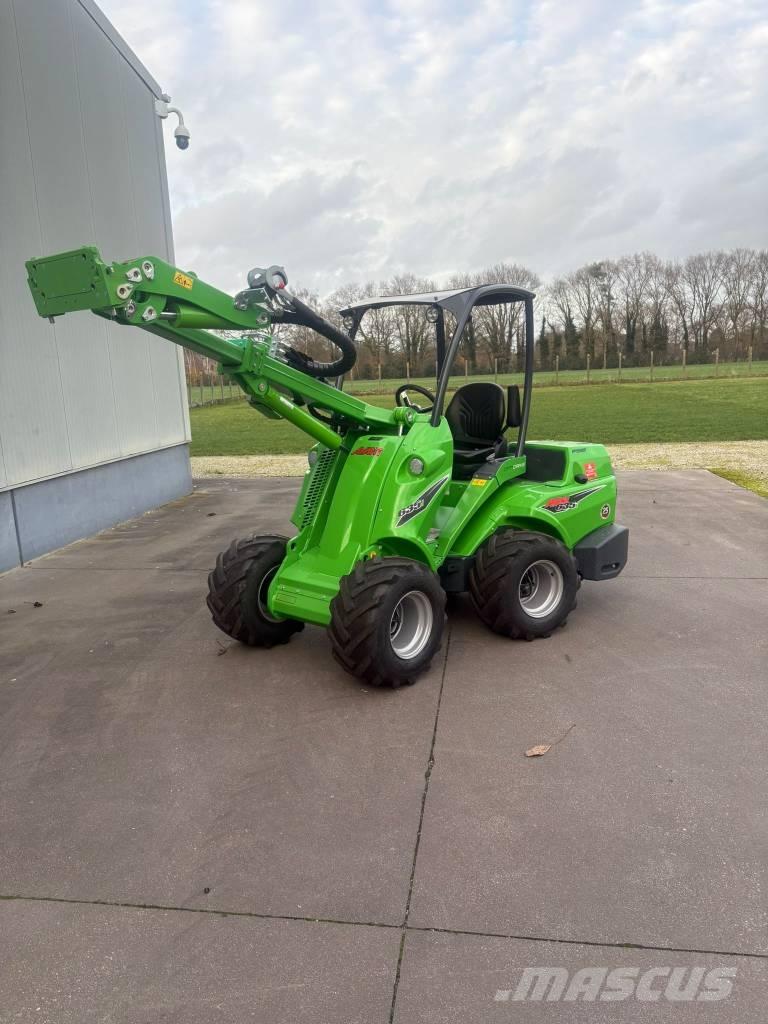 Avant 635 Мини-погрузчики