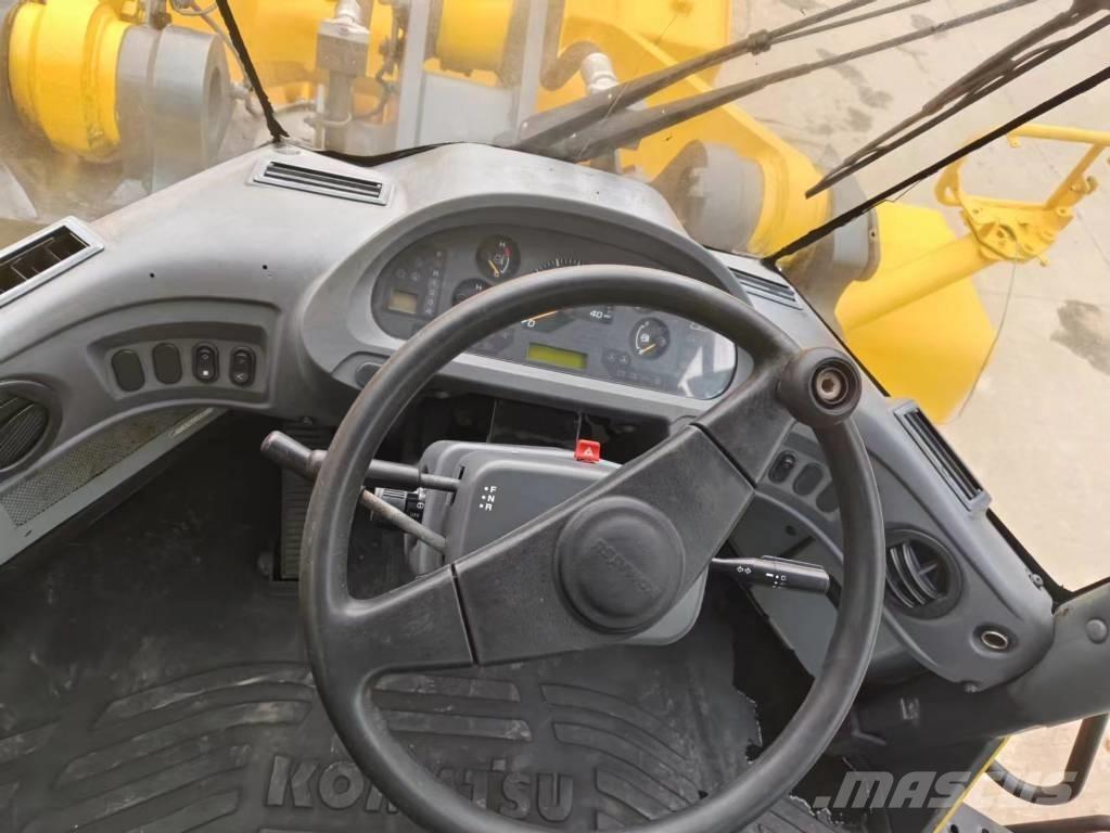 Komatsu WA 470-6 Фронтальные погрузчики