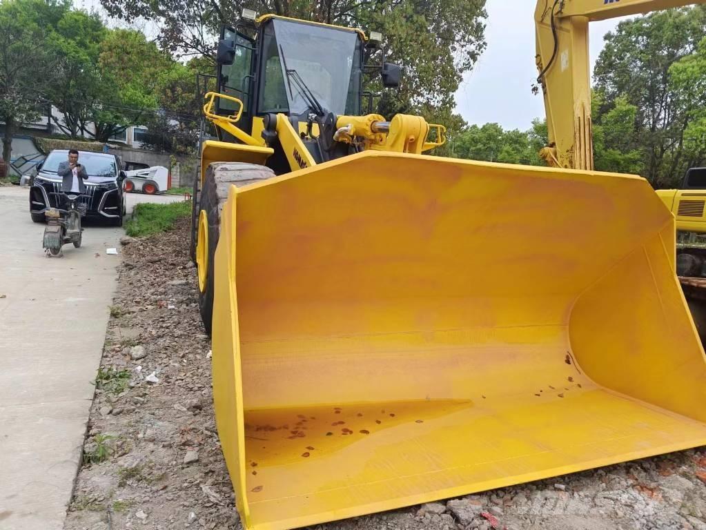 Komatsu WA 470-6 Фронтальные погрузчики