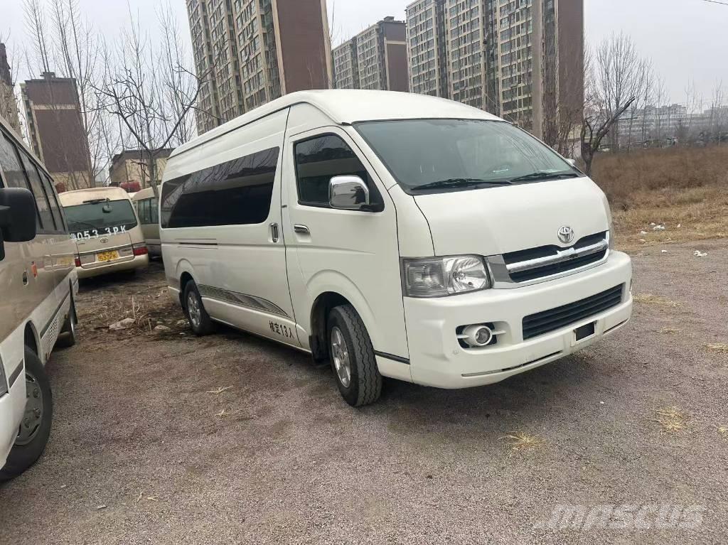 Toyota Hiace Междугородные автобусы