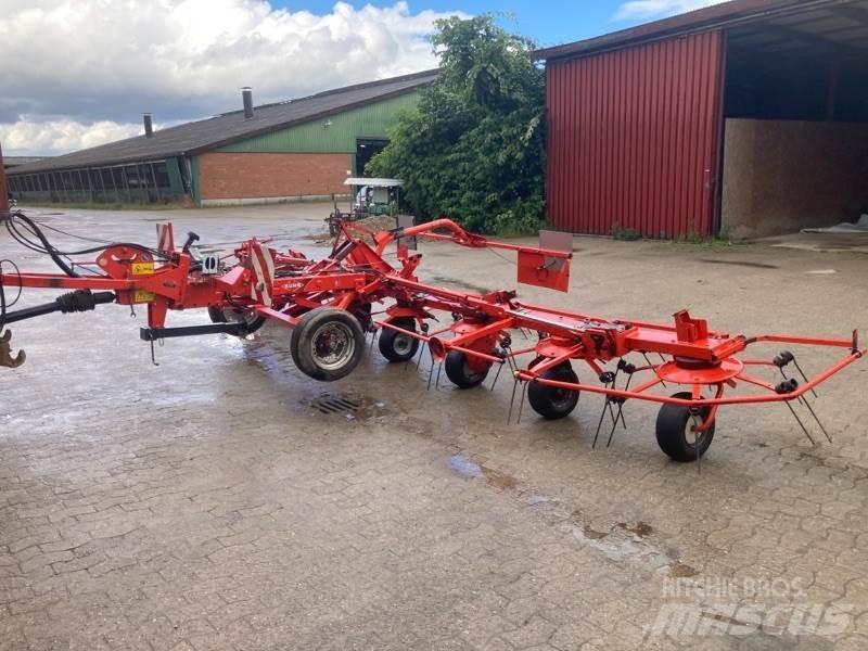 Kuhn GF8702T Грабли-ворошилки