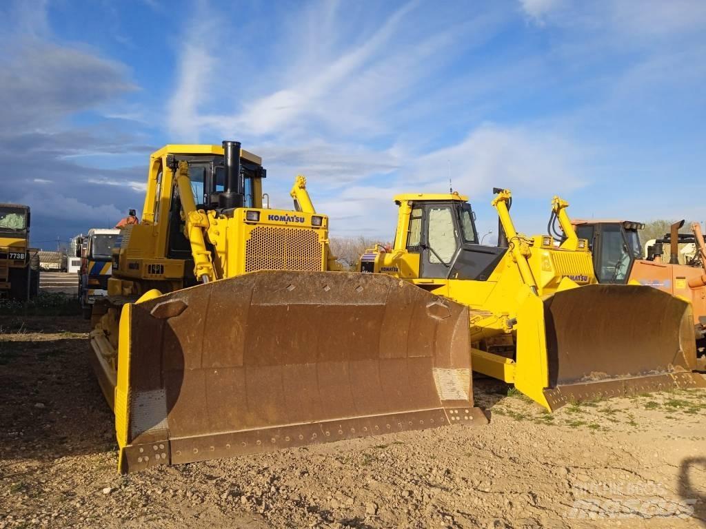 Komatsu D 155 AX-3 Гусеничные бульдозеры