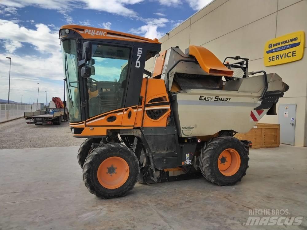 Pellenc 670 OPTIMUN Виноградоуборочные комбайны
