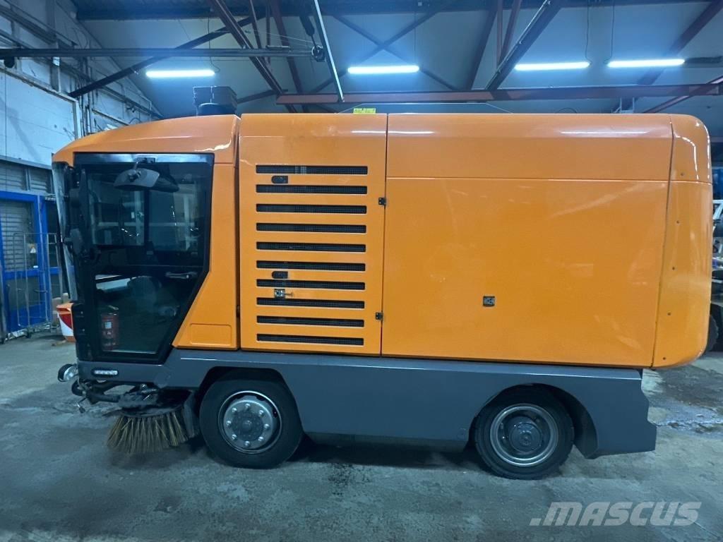 Ravo 540 STH Вакуумные уборочные машины