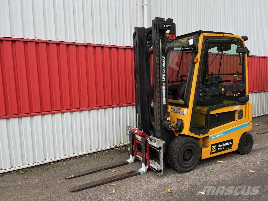 UniCarriers 1Q2L25Q Электропогрузчики