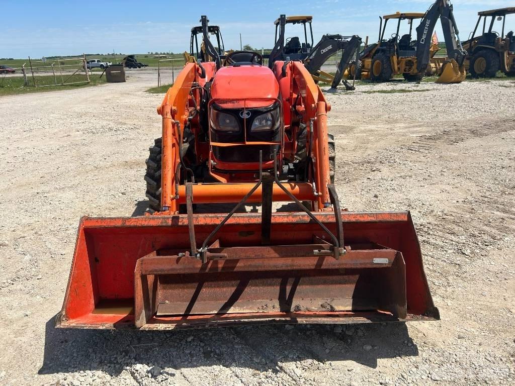 Kubota MX 5100 Трактора