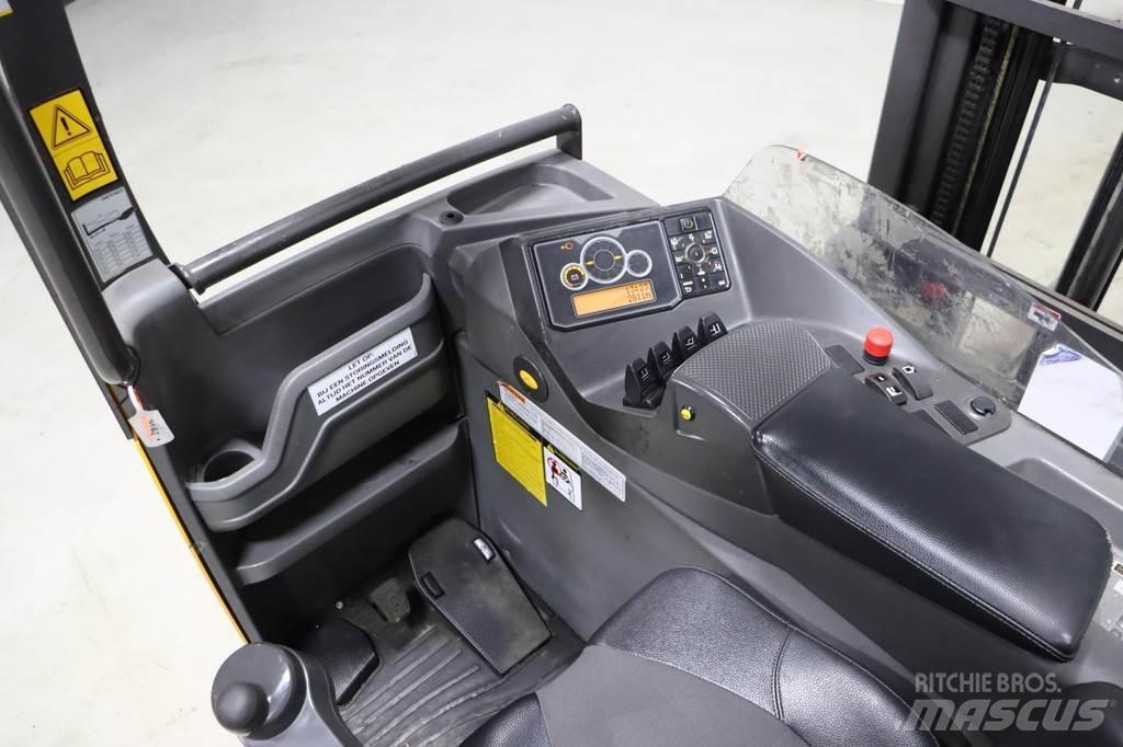 Atlet UMS200D Ричтраки