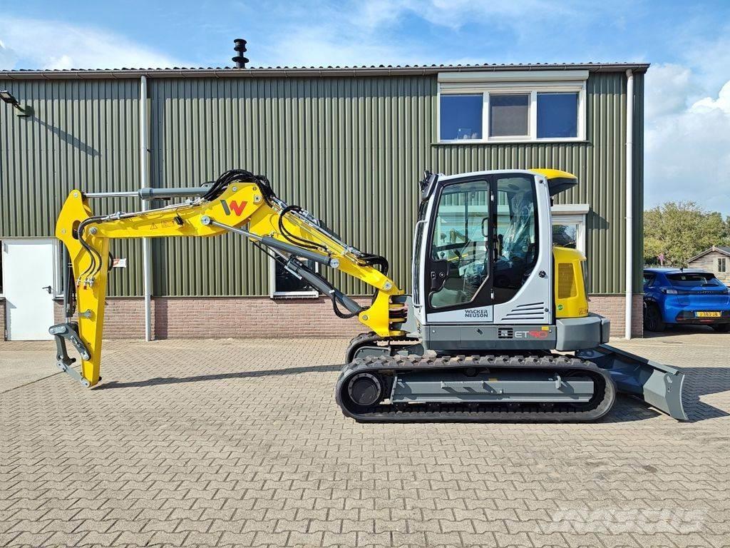 Wacker Neuson ET90 Колёсные экскаваторы