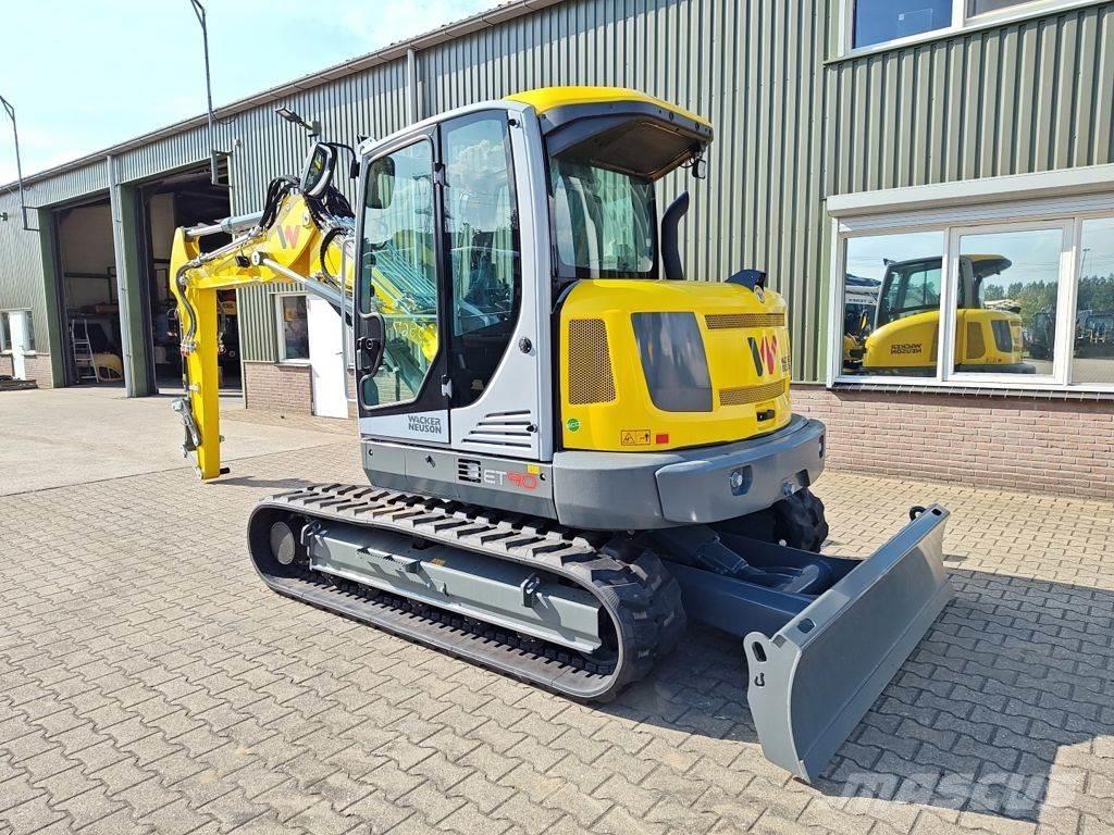 Wacker Neuson ET90 Колёсные экскаваторы