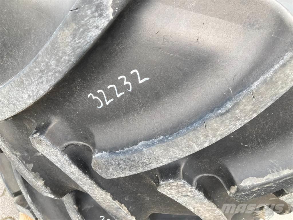 Mitas 2X 540/65R30 Навесное оборудование и запчасти
