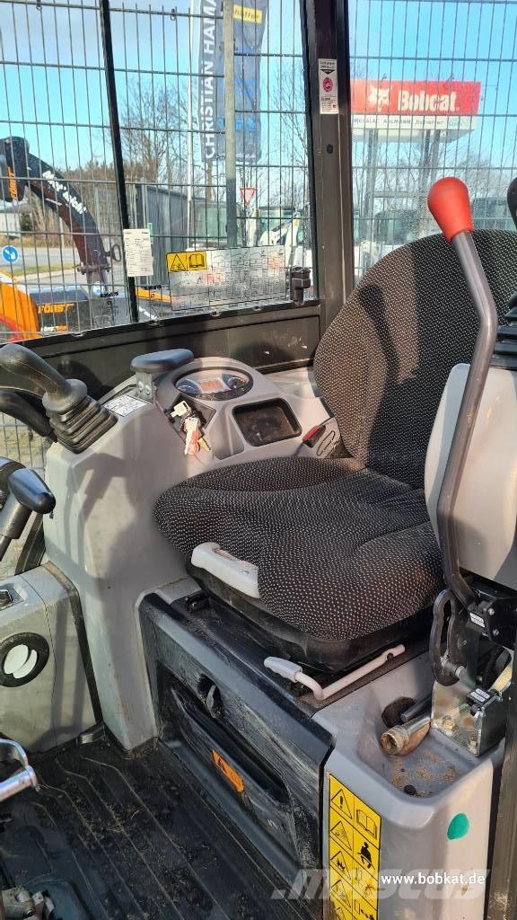 Bobcat E 17 Мини-экскаваторы