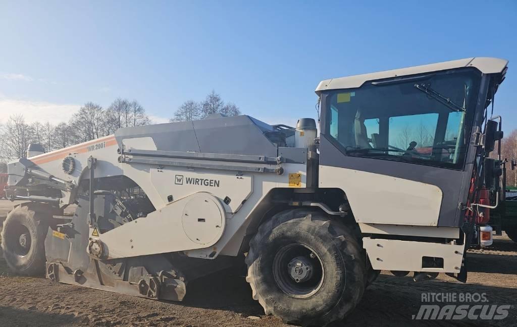 Wirtgen WR 200i Ресайклеры