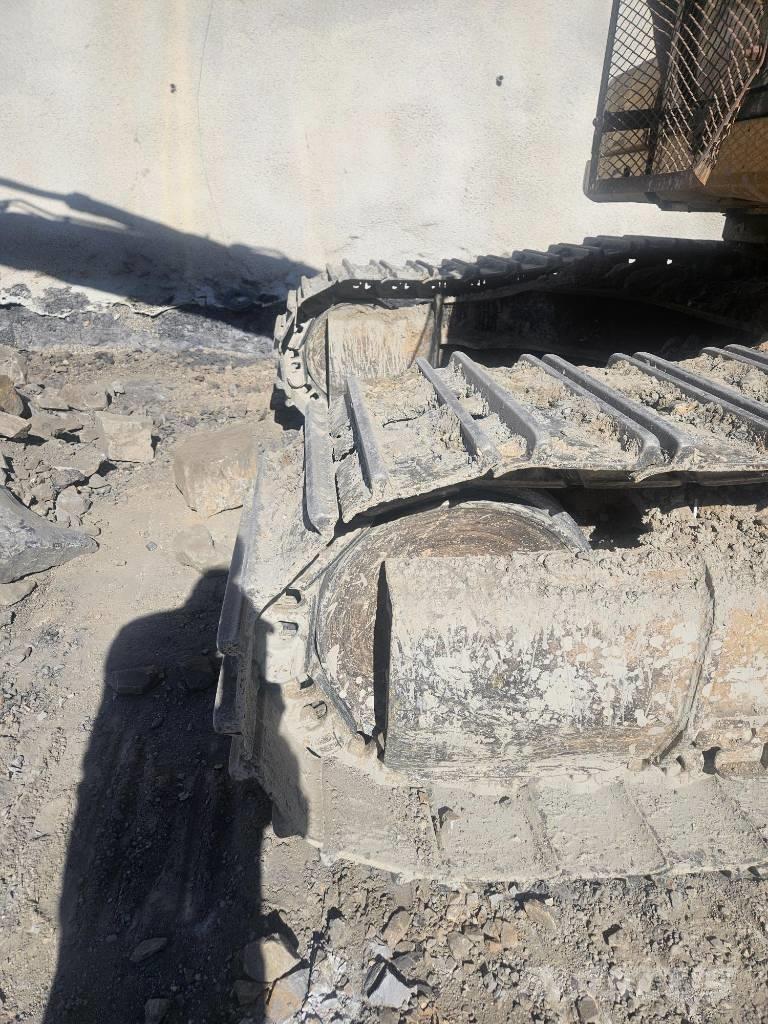 CAT 330 Гусеничные экскаваторы