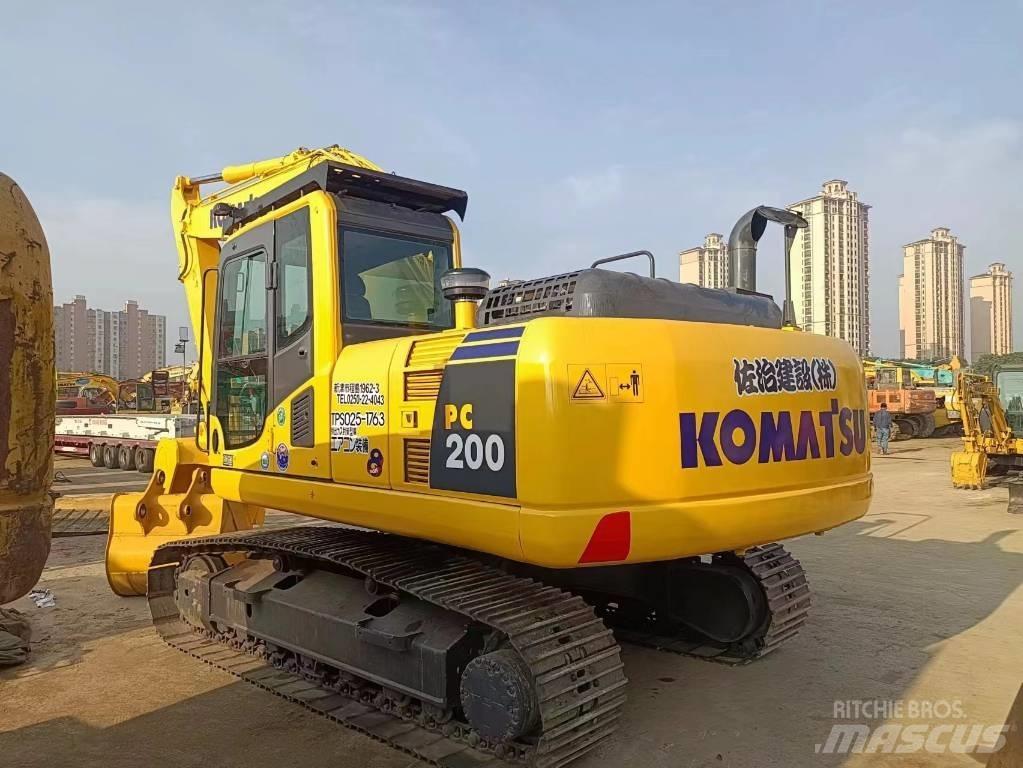 Komatsu pc200-8 Гусеничные экскаваторы