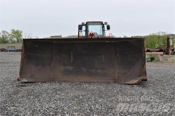 CAT D8N Бульдозерные отвалы