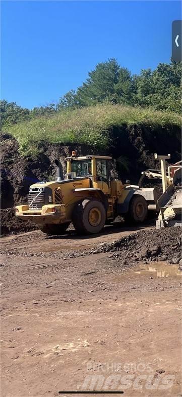 Volvo L120F Фронтальные погрузчики