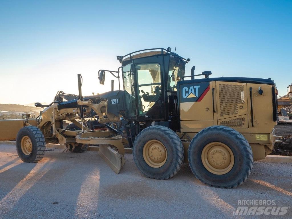 CAT 12 M Грейдеры