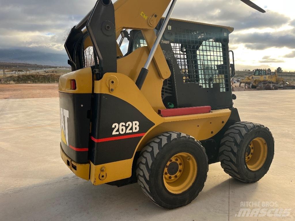 CAT 262 B Мини-погрузчики