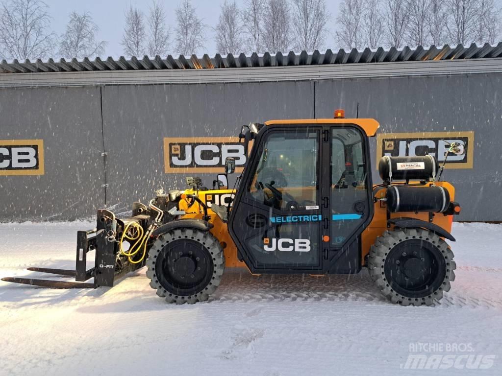 JCB 525-60E Телескопические погрузчики