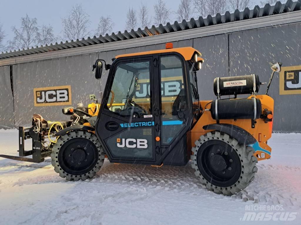JCB 525-60E Телескопические погрузчики
