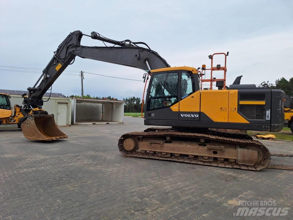Volvo EC 220 EL Гусеничные экскаваторы