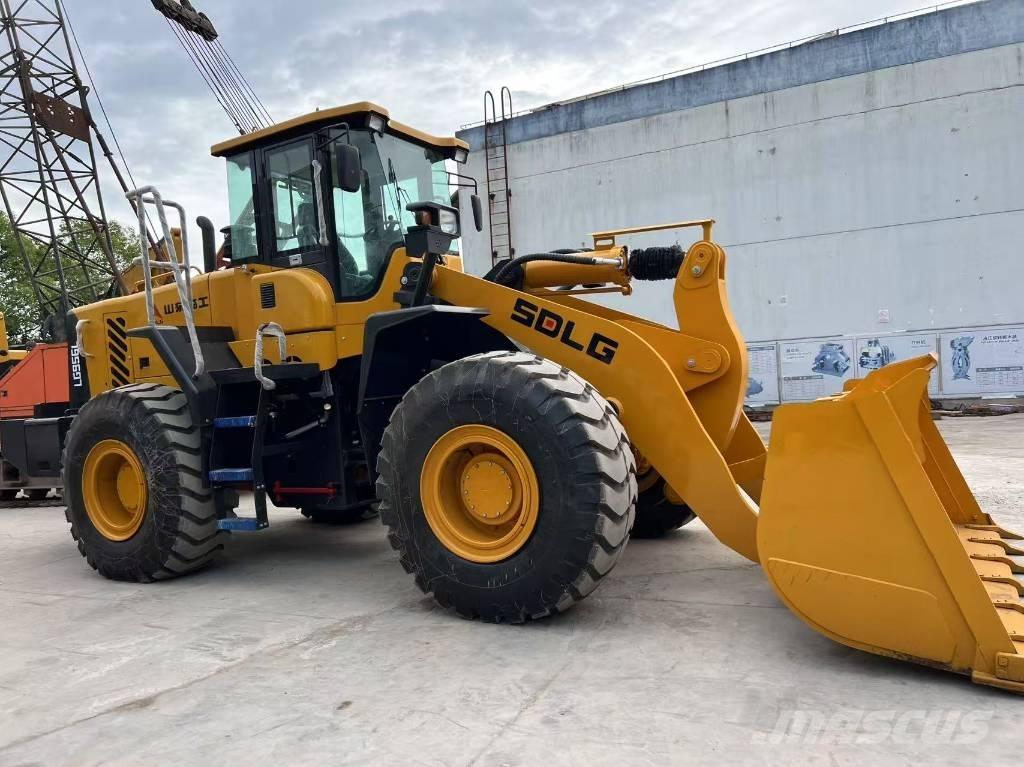 CAT LG956L Фронтальные погрузчики
