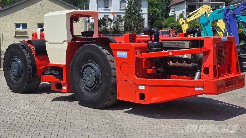 Toro 400 Подземные погрузчики
