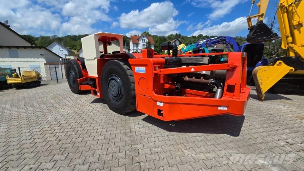 Toro 400 Подземные погрузчики