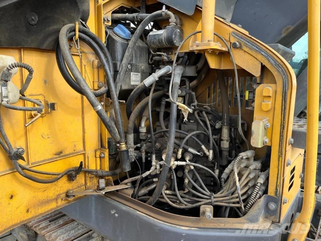 Volvo ECR145EL Гусеничные экскаваторы